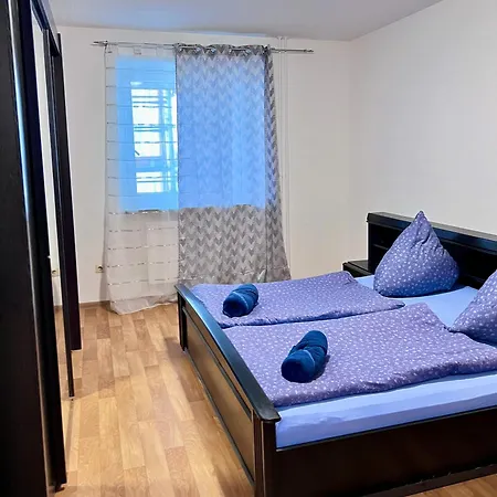 3-zimmer In Muehlenberg Apartment Hannover